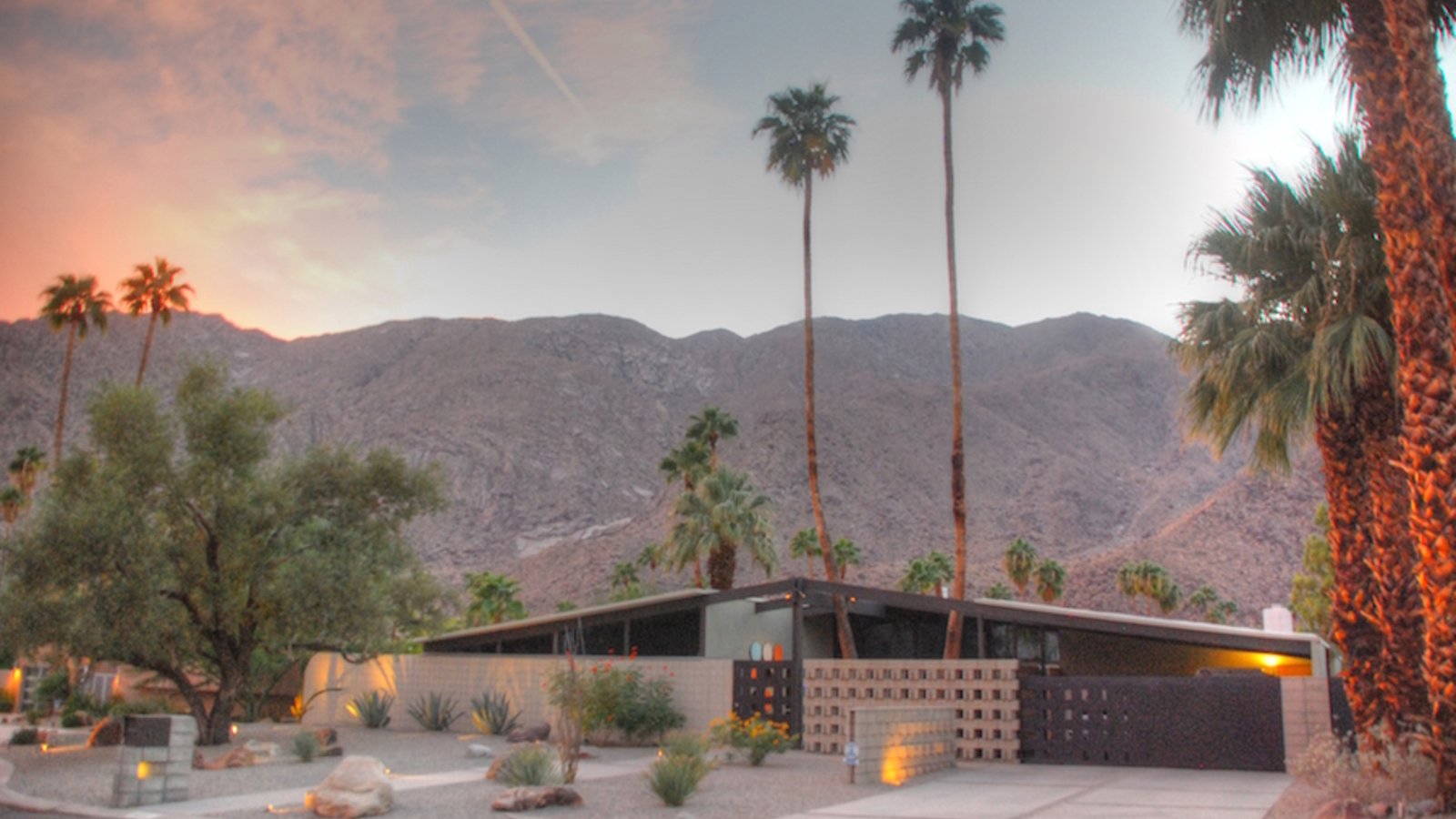 Mid-Century Moderns - The Homes That Define Palm Springs