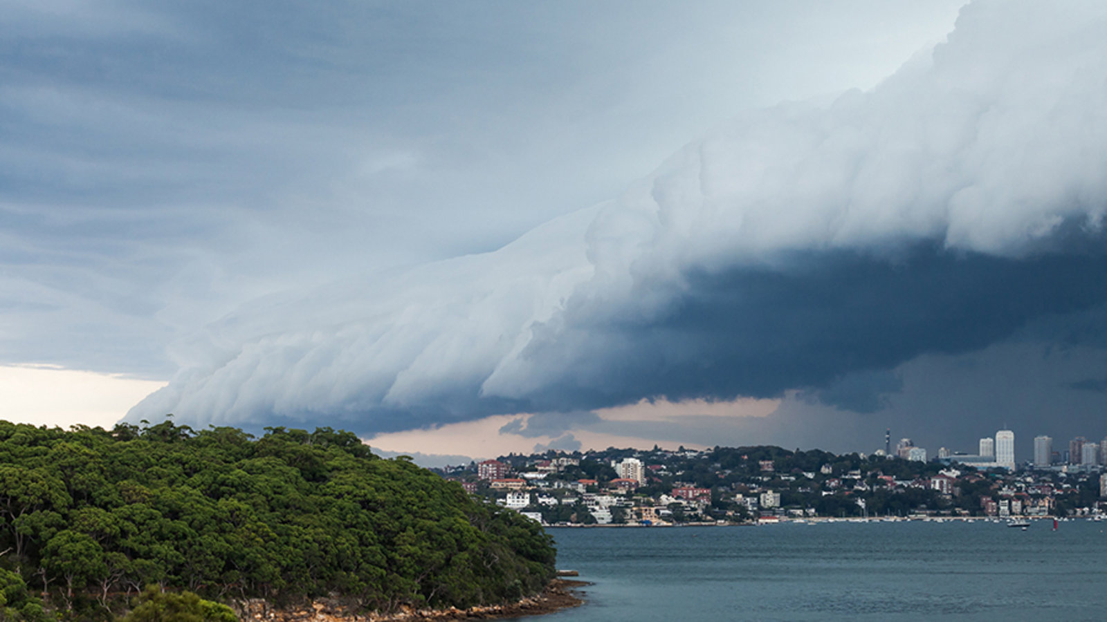 Squall Line Thunderstorms and Microbursts | Kanopy